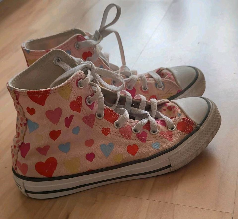 Converse mädchen Schuhe Gr. 37 wie neu in München