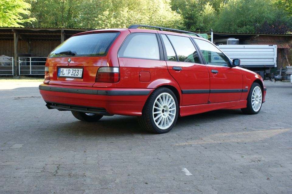 BMW E36 323i Touring Individual TÜV 5.25 in Lübeck