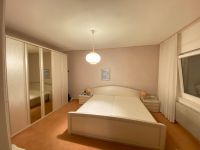 Doppelbett 2x2m mit Nachtschränken Lattenrost und Matratzen Niedersachsen - Salzgitter Vorschau