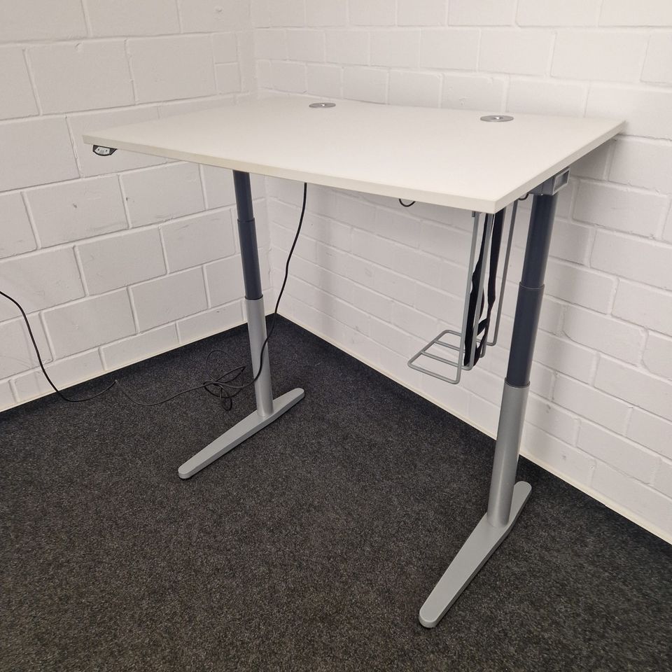 15 x Steh Sitz Schreibtisch / elektrischer Schreibtisch / höhenverstellbarer Tisch / Homeoffice in Linden