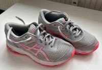 Laufschuhe Asics Größe 32,5, fallen klein aus, sehr bequem Nordrhein-Westfalen - Welver Vorschau