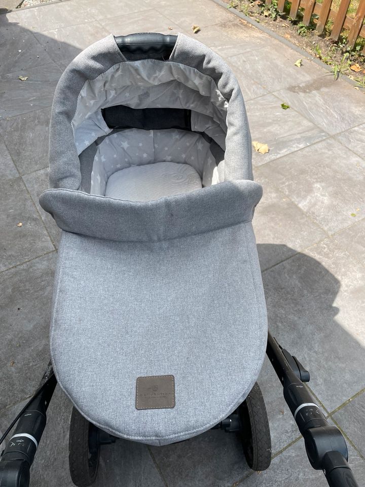 Kinderwagen Hartan Xperia Bellybutton in Oberhausen