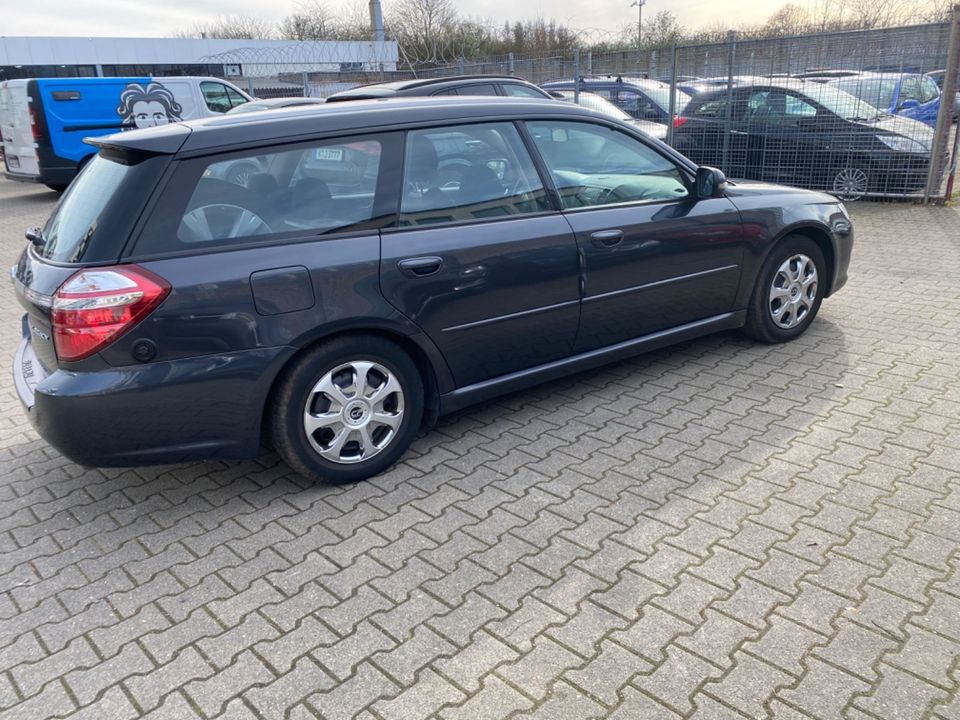 Subaru Legacy Kombi/ Outback 2.0 R Active"LPG Gas" in Köln