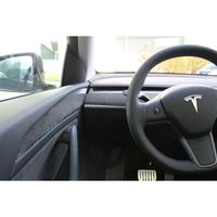 Tesla Model 3 / Model Y Alcantara Dashboard und Türleisten Nordrhein-Westfalen - Gangelt Vorschau