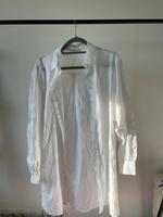 Stradivarius lange Bluse in weiß Gr. L Hessen - Kassel Vorschau