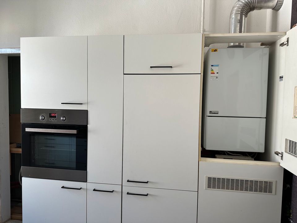 Küche mit Geräten zum selber abbauen in Dresden