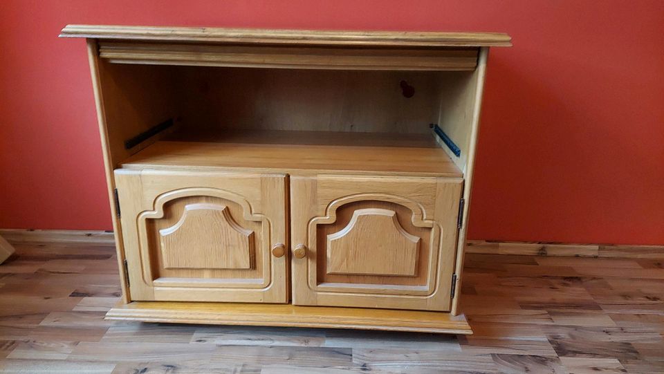 Kommode Phonoschrank Regal Schrank Eiche hell in Griesheim