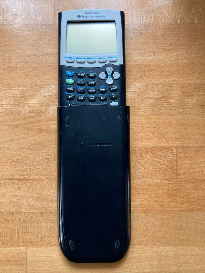 Texas Instruments TI-84 Plus Grafikrechner- Schwarz (TI-84 PLUS) in Berlin