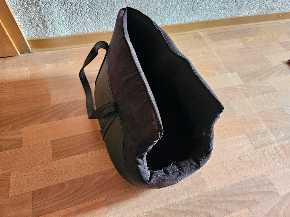 Hundekorb Hundetasche in Twistetal