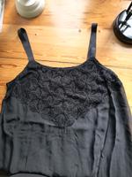 Schwarzes Hängerchen Kleid EDC 40 mit Unterkleid  Perlenstickerei Nordrhein-Westfalen - Selm Vorschau