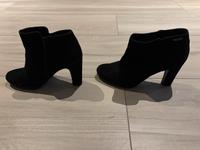 Elegante Esprit Stiefelette Größe 40 Nordrhein-Westfalen - Krefeld Vorschau