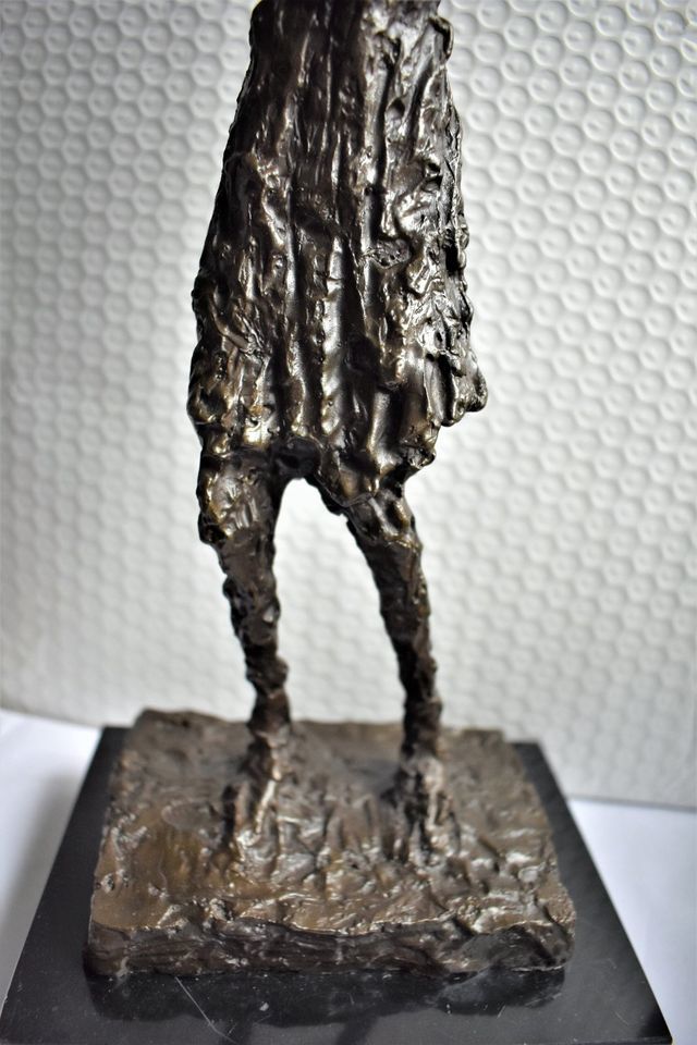 Bronze-Figur Der Schrei Edvard Munch 40cm Skulptur Plastik Marmor in Mosbach