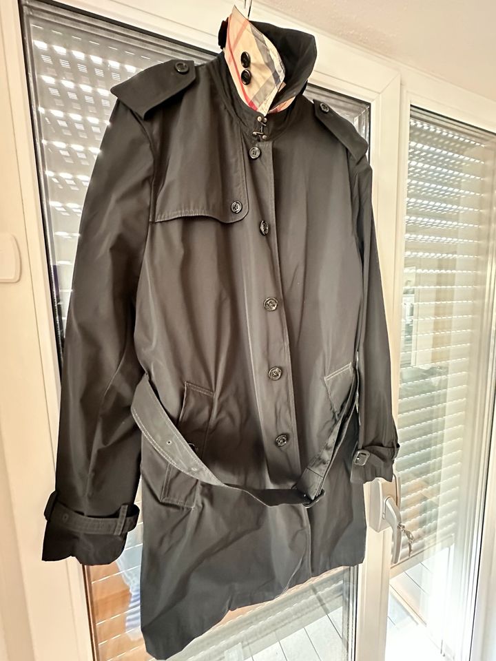 Burberry Trenchcoat, schwarz, Gr. XL in Regensburg