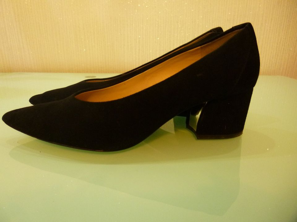 Pumps Massimo Dutti, Gr. 38, Leder in Reutlingen