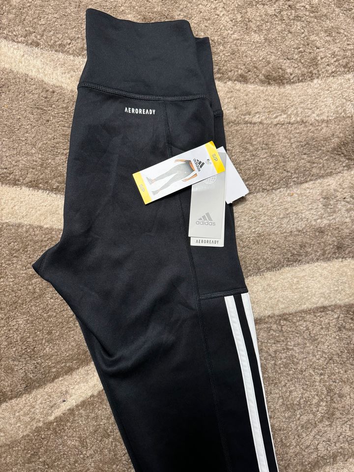 Adidas Aeroready Tights Neu mit Etikett in Groß-Gerau