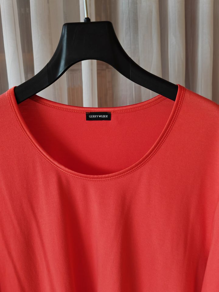 Top Angebot Gerry Weber rote Shirt 48/50 in Tübingen