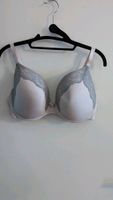 BH 85E Hunkemöller  2x grau rosé und schwarz creme Berlin - Lichtenberg Vorschau