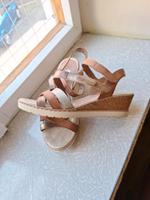 Sandalen mit Keilabsatz Bayern - Hainsfarth Vorschau