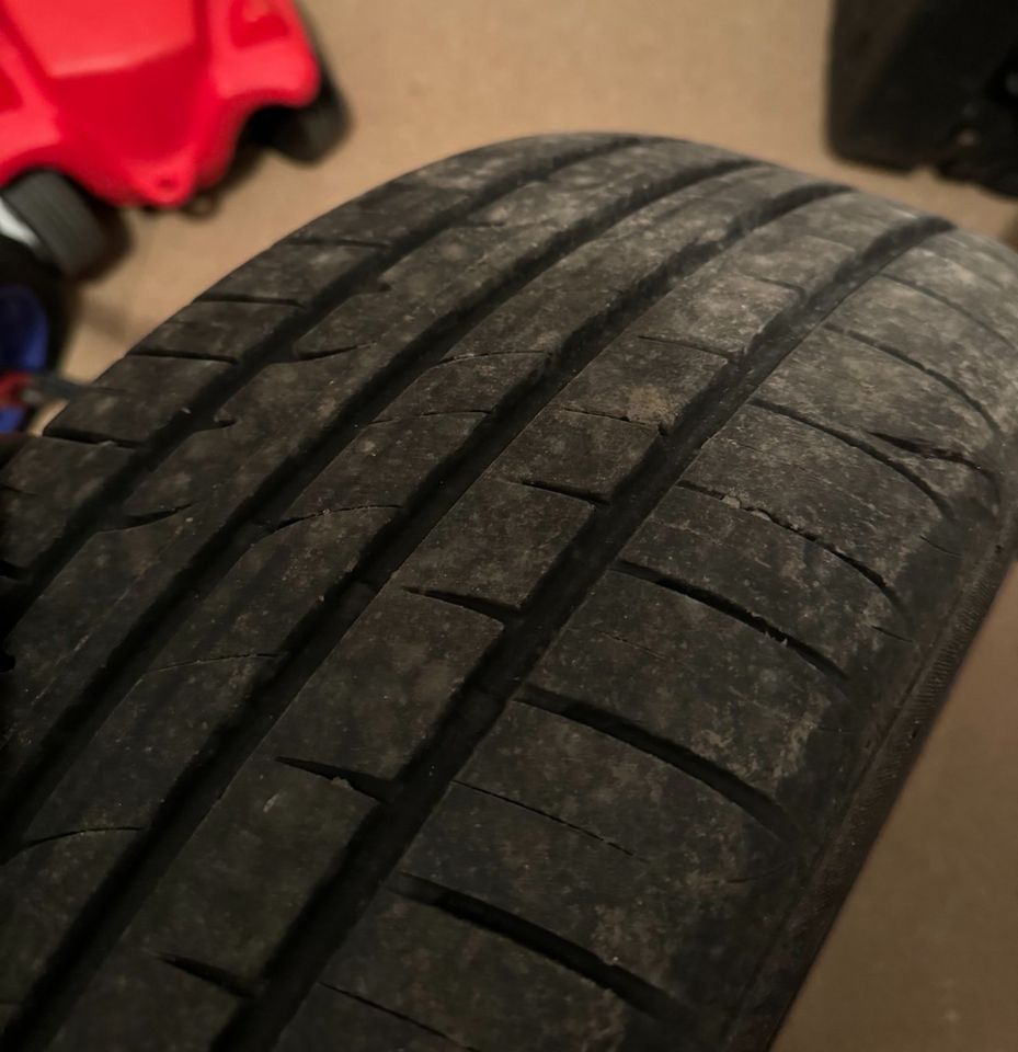 4x Sommerreifen Hankook Ventus Prime 2 225/60 R17 99H in Ense