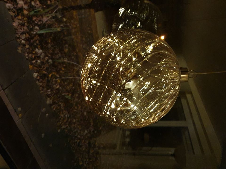 DEKO-Glaskugel Ø 18cm, mit 15 Micro-LEDs, timer-Funktion in Stahnsdorf