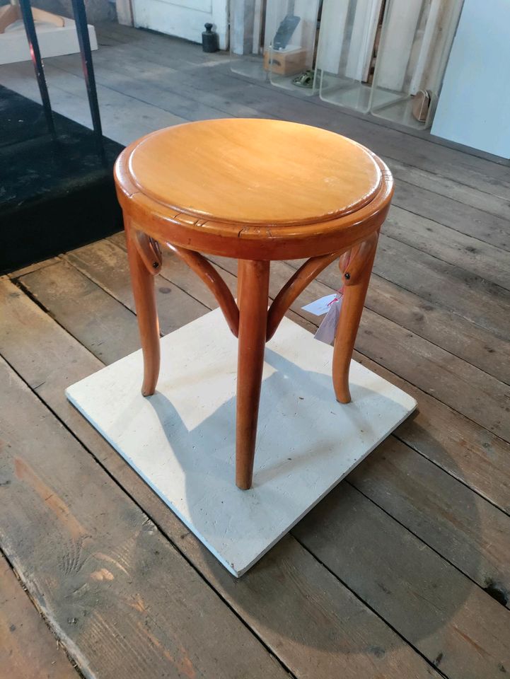 Bugholz Bugholzhocker Hocker um 1900 wie Thonet, Kohn in Sommerhausen Main