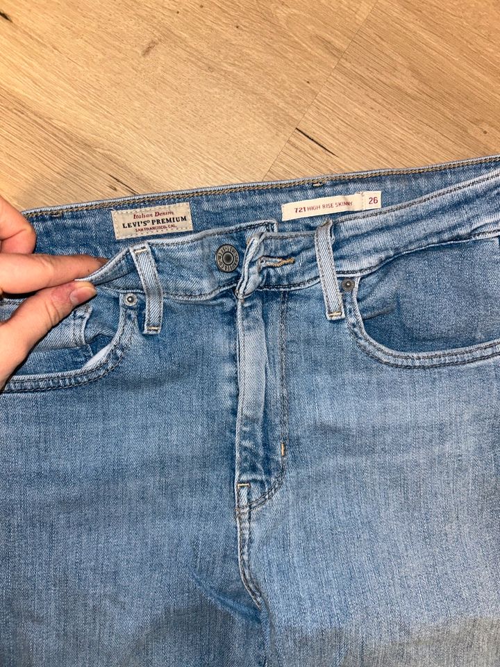 Levis Jeans High Rise Skinny in Crimmitschau