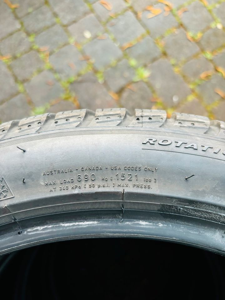 Pirelli Winterreifen 225/45R18 in Hannover