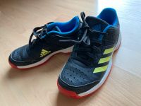 Schwarze ADIDAS Turnschuhe Sneaker Gr. 34 rote Sohlen**TOP** Hessen - Zierenberg Vorschau