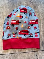 Handmade Mütze Beanie Feuerwehr grau rot 92-98 Thüringen - Stützerbach Vorschau