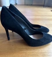 Festlicher Damenschuh / Pumps schwarz Massimo Dutti Größe 37 München - Schwabing-West Vorschau