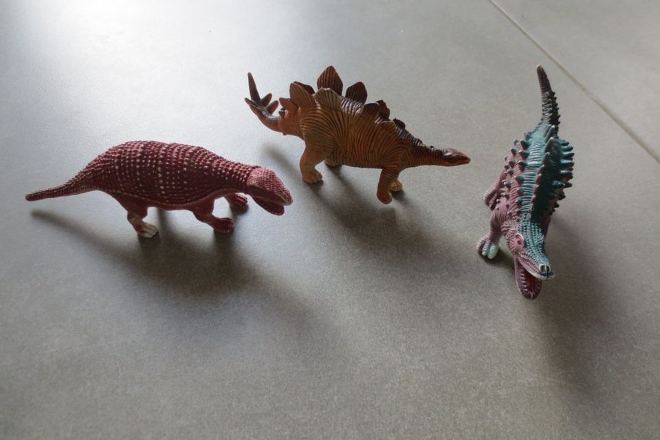 Dinosaurier Spielfiguren in Köln