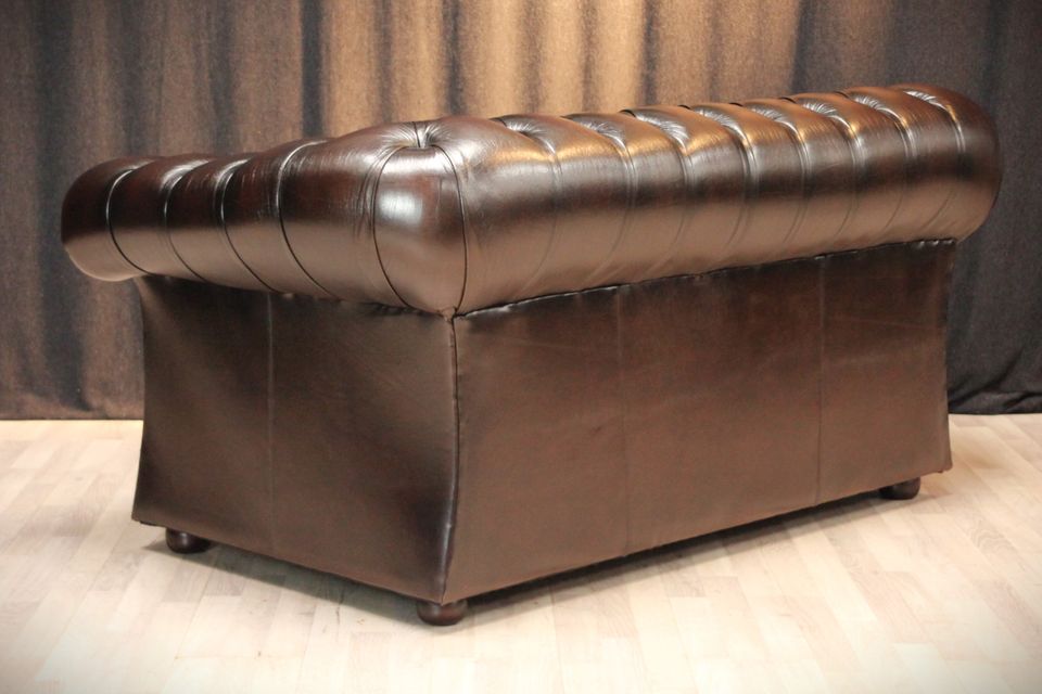 Original Chesterfield 2er Sofa, echtes Leder, braun in Heinsberg