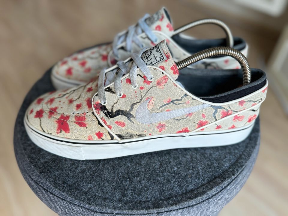 Nike SB Zoom Stefan Janoski Cherry Blossom FW16 Supreme Palace NB in Rösrath