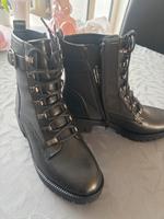 Schnürschuhe schwarz halbhoch 40 NEU Saarland - Neunkirchen Vorschau
