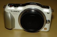 PANASONIC LUMIX GF5, body, in perlmuttweiss, TOPZUSTAND Hessen - Solms Vorschau