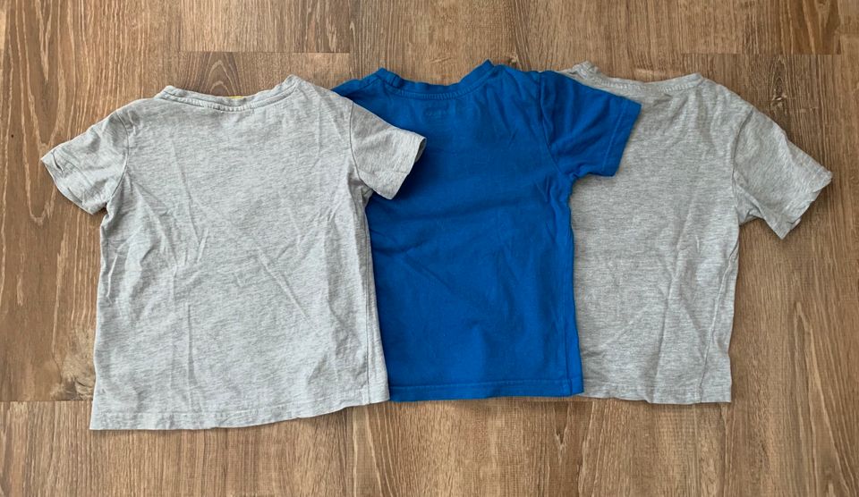 drei T-Shirts in Döbeln