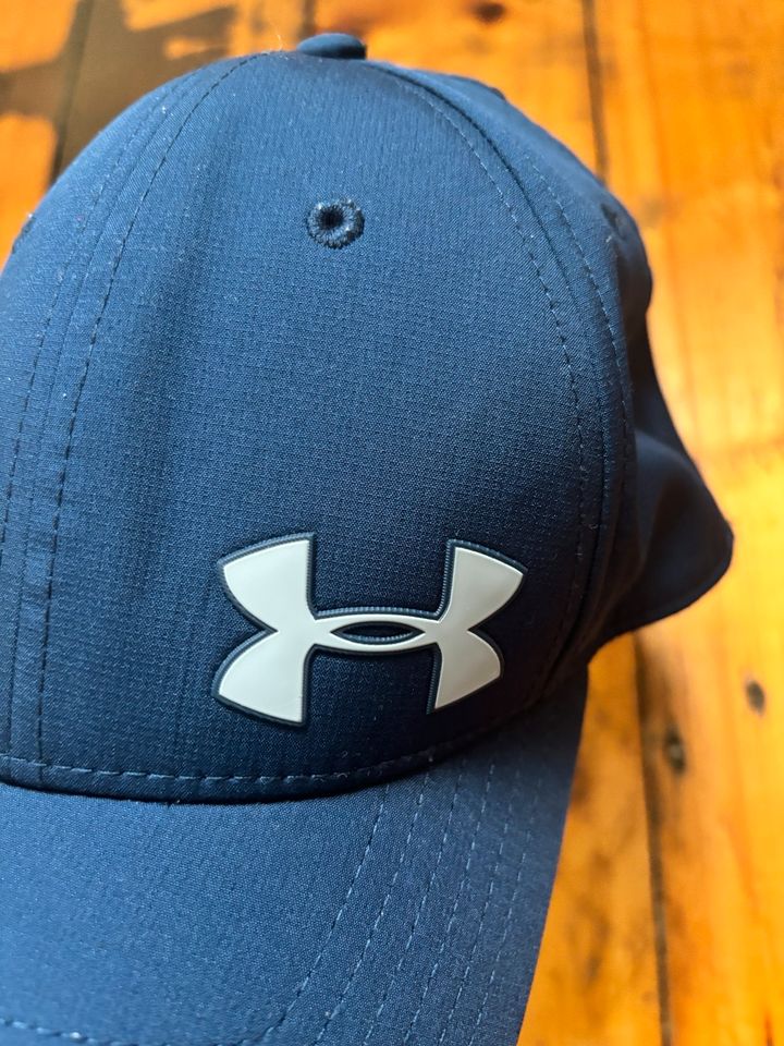 Golf Kappe Under Armour in Solingen