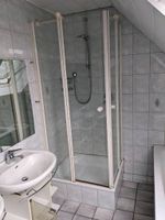 Geberit Badezimmer Dusche WC Mischbatterie Glastüren Waschtisch Nordrhein-Westfalen - Monheim am Rhein Vorschau