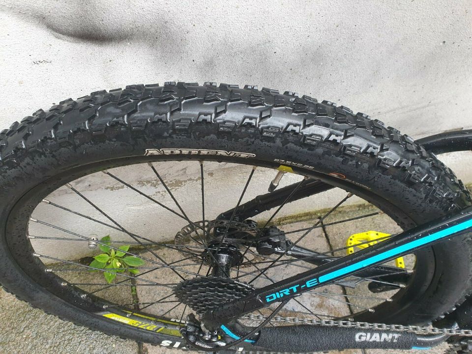 E Bike MTB 27,5 Zoll GIANT   DIRT - E  670 km Gefahren in Langwedel