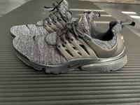 Nike Air Presto  Gr.44  Schwarz weiß  TOP ZUSTAND Häfen - Bremerhaven Vorschau