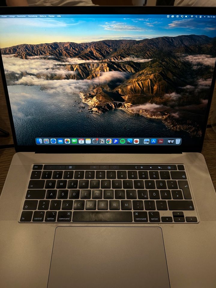 MacBook Pro 16 - 16 GB RAM - 1 TB - 8-Core i9 in Berlin