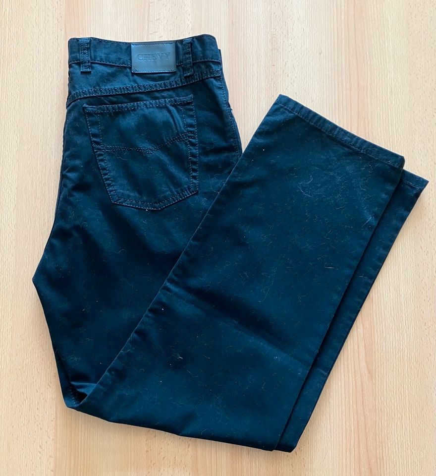 Schwarze Herrenjeans - in W38 L32 - wie neu in Reifenberg