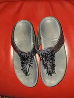 Fitflop Zehensteg mit Perlen Nordrhein-Westfalen - Bergisch Gladbach Vorschau