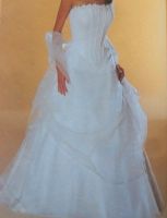 Brautkleid, Hochzeitskleid, Prinzessin mit Stola Größe S Nordrhein-Westfalen - Troisdorf Vorschau