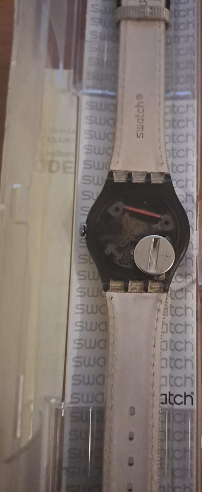 Uhr Original SWATCH Gent PAMPA'S RIDER (GM414)-Echtleder Gold Neu in Nürnberg (Mittelfr)