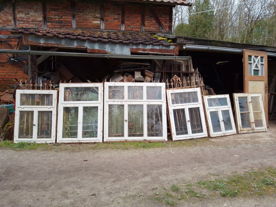 400 historische Fenster antike Holzfenster Gewächshaus Loggia in Meiningen