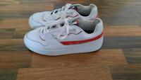 Karl Kani Sneaker Turnschuhe Gr. 44 weiß rot Niedersachsen - Hildesheim Vorschau