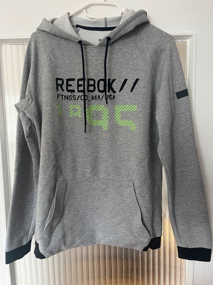 Reebok Hoodie Pullover Sport Größe M grau grün in Murnau am Staffelsee