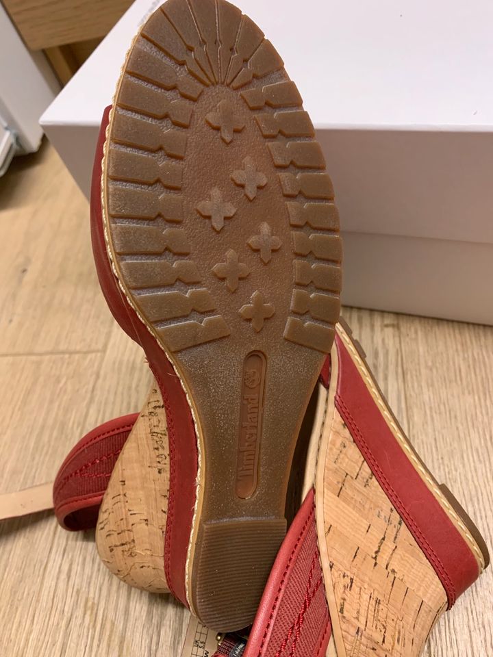 Sandalen aus Leder von Timberland in Gr. 38.5 in Waldshut-Tiengen