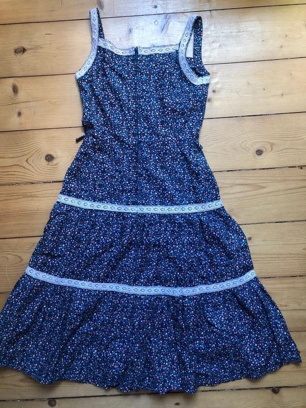 buntes Vintage Sommerkleid Kleid Betty Barclay Folklore bestickt in Berlin
